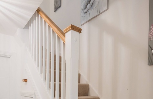 Bracknell Casa | Modern and Outstanding Bracknell House