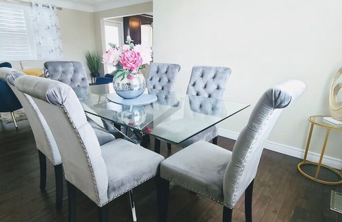 Rosedale Casa | Modern and Sanitized Large Cottage, Hot Tub, BBQ