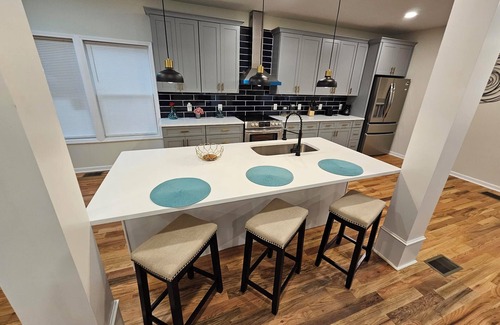 Atlanta Casa | Modern and Spacious 3-bedroom House with WIFI, Washer/Dryer "City Living"