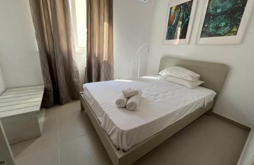 Pembroke Apartamento | Modern and Spacious 3 Bedroom Apartment