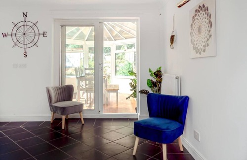 Ipswich Casa | Modern and Spacious 4 Bedroom Home in Ipswich