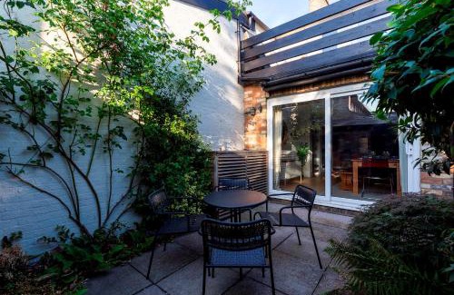 Cambridge City Centre Casa | Modern and Stylish Townhouse in City Centre Pass the Keys