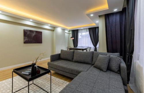 Maltepe Apartamento | Modern and Well Designed Apartment Near Public Transportation in Maltepe