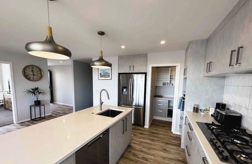 Aotea Casa | Modern Aotea Family Home with Amazing Views
