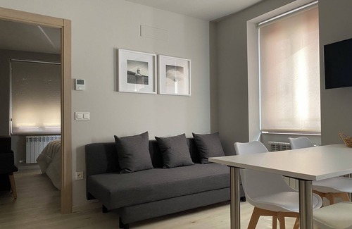 Carrizo De La Ribera Apartamento | Apartamento moderno en Carrizo de la Ribera