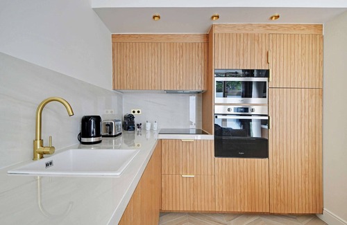 Batignolles Apartamento | Modern Apartement Center of Paris Montmartre
