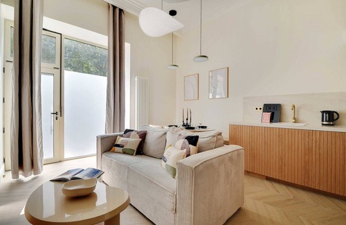 Batignolles Apartamento | Modern Apartement Center of Paris Montmartre