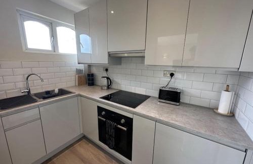 St. Helier Apartamento | Modern Apartment Great Location