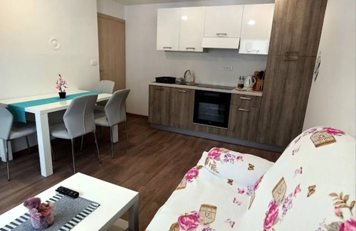Bled Apartamento | Modern apartma located in a quiet street, located near the lake.