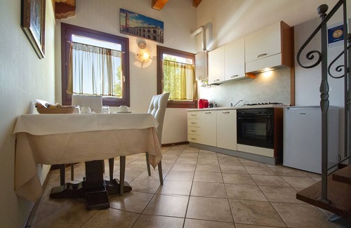 Vicenza Apartamento | Apartamento moderno a 10 min. Del centro y del Hospital Civil.