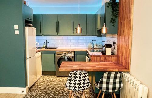 Islandbridge Apartamento | Modern apartment 10min from City Center with parking