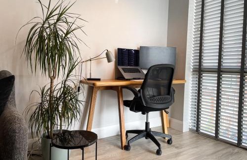 Islandbridge Apartamento | Modern apartment 10min from City Center with parking