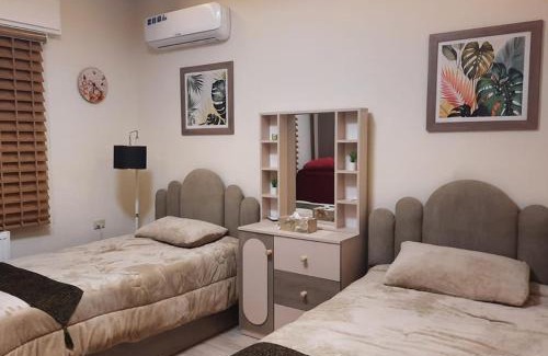 Amman Apartamento | Modern Apartment, 3-Bedroom, Guest Room, 3-Bathrooms, with AC in the Heart of Amman