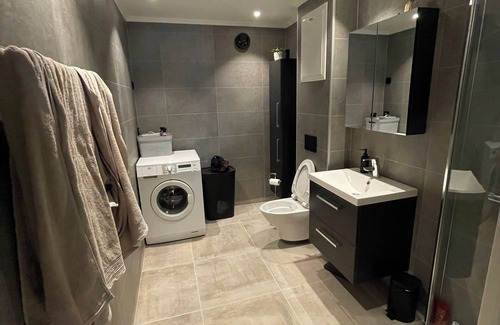 Kirkenes Apartamento | Modern apartment - car included