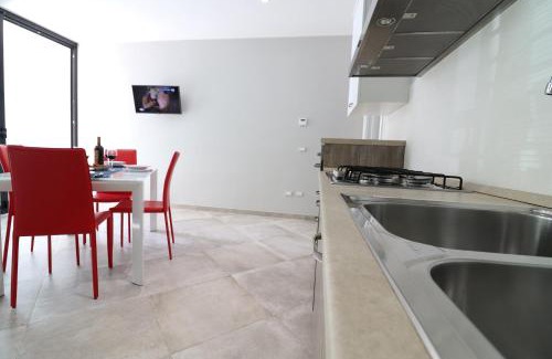 Otranto Casa | Modern Apartment “casa Giuditta Deluxe A Otranto” Wi-fi & Balcony