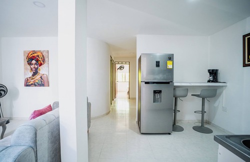 Neiva Apartamento | Modern apartment close to Clinica Medilaser Abner Lozano and Universidad Surcolombiana.