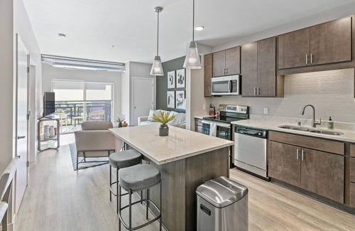 Eden Prairie Apartamento | Modern Apartment in Prime Location (ID7210X86)