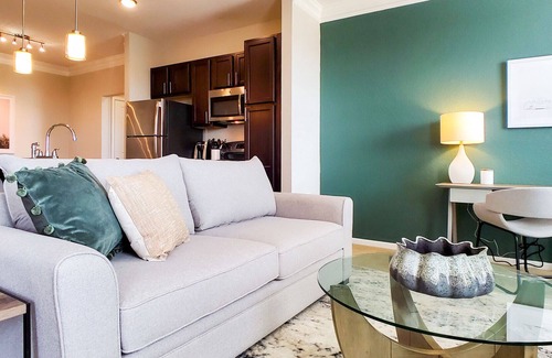 Fort Collins Apartamento | Modern Apartment in Prime Location (ID5013X37)