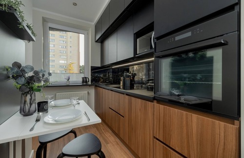 Bronowice Apartamento | Modern Apartment in Krakow by Renters