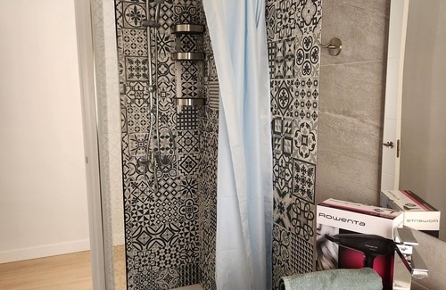 León Apartamento | Modern Apartment in León- 5 min from Train station