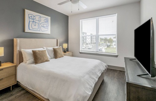 Merry Oaks Apartamento | Modern Apartment in Prime Location (ID7707X96)