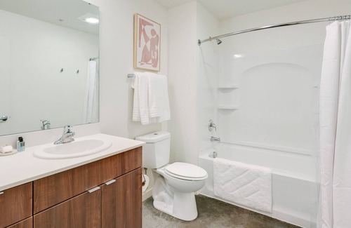 Bothell Apartamento | Modern Apartment in Prime Location (ID8493X83)