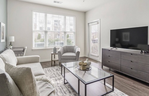 Crabtree Apartamento | Modern Apartment in Prime Location (ID1267X878)