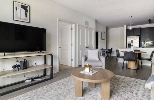 Crabtree Apartamento | Modern Apartment in Prime Location (ID1215X371)