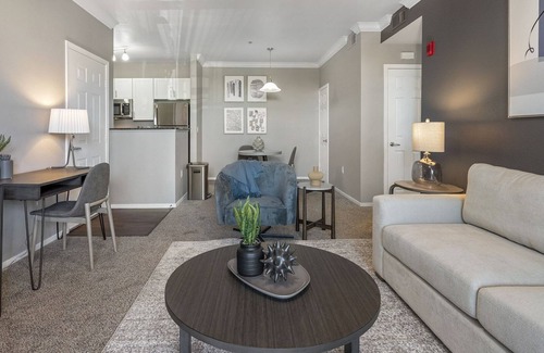 Rocklin Apartamento | Modern Apartment in Prime Location (ID9304X63)