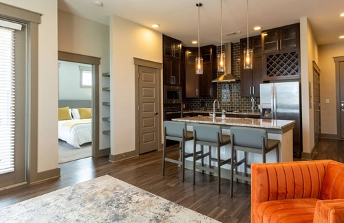 Vickery Meadow Apartamento | Modern Apartment in Prime Location (ID917)