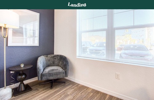 Riverview Apartamento | Modern Apartment in Prime Location (ID8141X02)