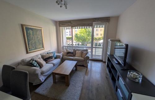 Mladost Apartamento | Modern Apartment in Sofia Near City Center