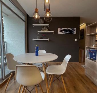 La Colón Apartamento | Modern Apartment in the Heart of Quito