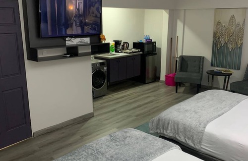 Crown Point Apartamento | Modern apartment in the heart of Crown Point