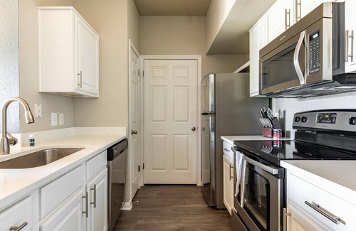 Fort Worth Apartamento | Modern Apartment in Prime Location (ID8656X94)