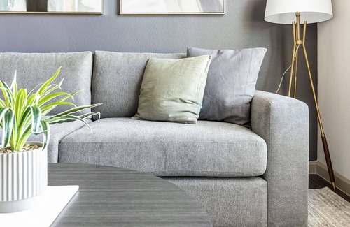 Wetmore Apartamento | Modern Apartment in Prime Location (ID1230X535)