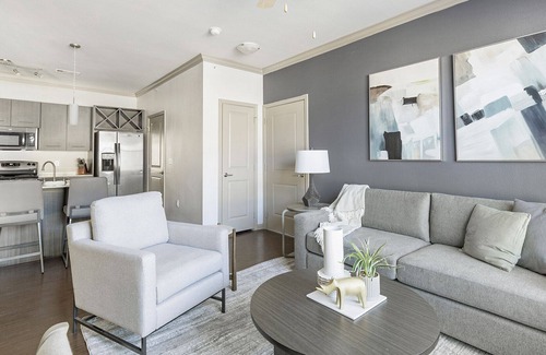 Wetmore Apartamento | Modern Apartment in Prime Location (ID1230X535)