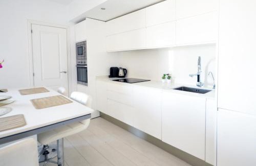 Patraix Apartamento | Modern Apartment in Valencia