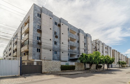 Aeroclube Apartamento | Modern Apartment Near the Beach Rvp0502