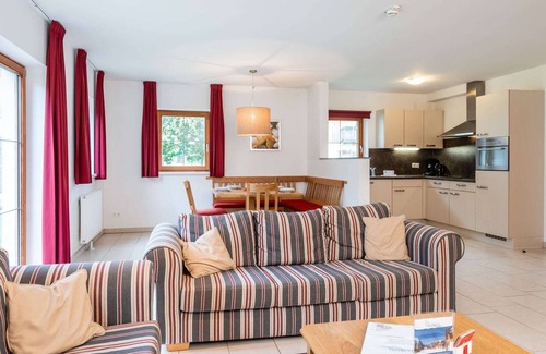 Obertraun Apartamento | Modern Apartment Near Cross-country Skiing