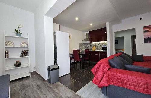 Kastel Stari Apartamento | Modern apartment Nikola in a quiet area
