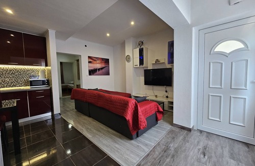 Kastel Stari Apartamento | Modern apartment Nikola in a quiet area