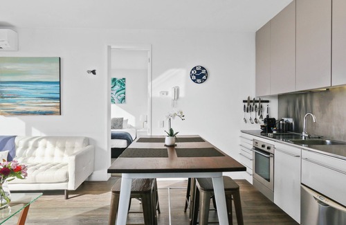 Auckland Central Business District Apartamento | Modern apartment overlooking Victoria Park with Aircon and Carpark