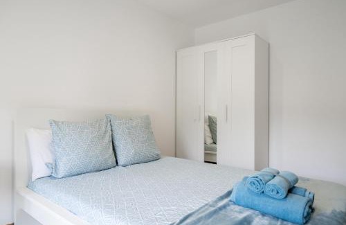 Pasteur Apartamento | Modern apartment, steps from tramway