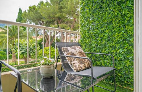 Pasteur Apartamento | Modern apartment, steps from tramway