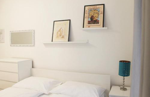 Nove Mesto Apartamento | Modern Apartment Ve Smečkách 28