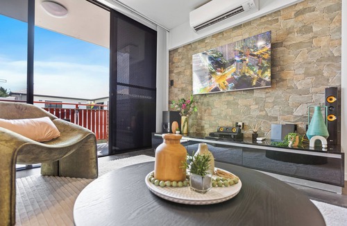 Cairns North Apartamento | Modern Apartment with Esplanade Views