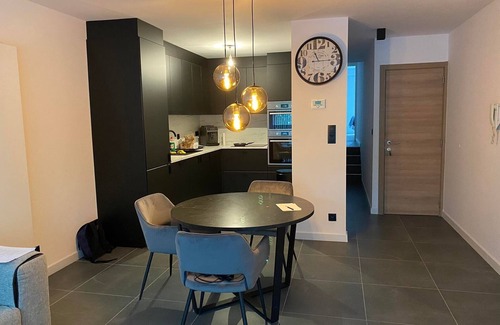 Willebroek Apartamento | Modern apartment with garage box and free wifi