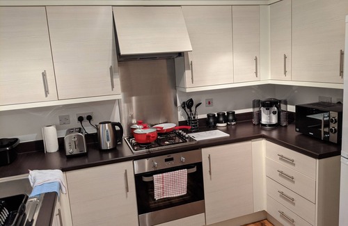 Coventry Apartamento | Modern apartment with Parking/ En-suite/ WiFi/ Netflix