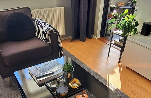 Frederiksberg Apartamento | Modern Apartment With Sunny Balcony in Copenhagen